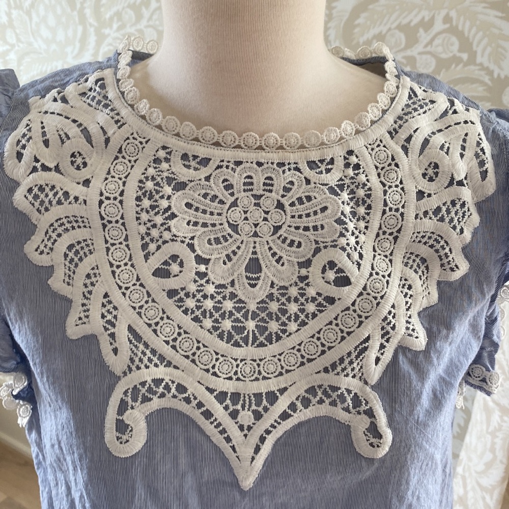 LOFT embroidered shell - Picture 2 of 5